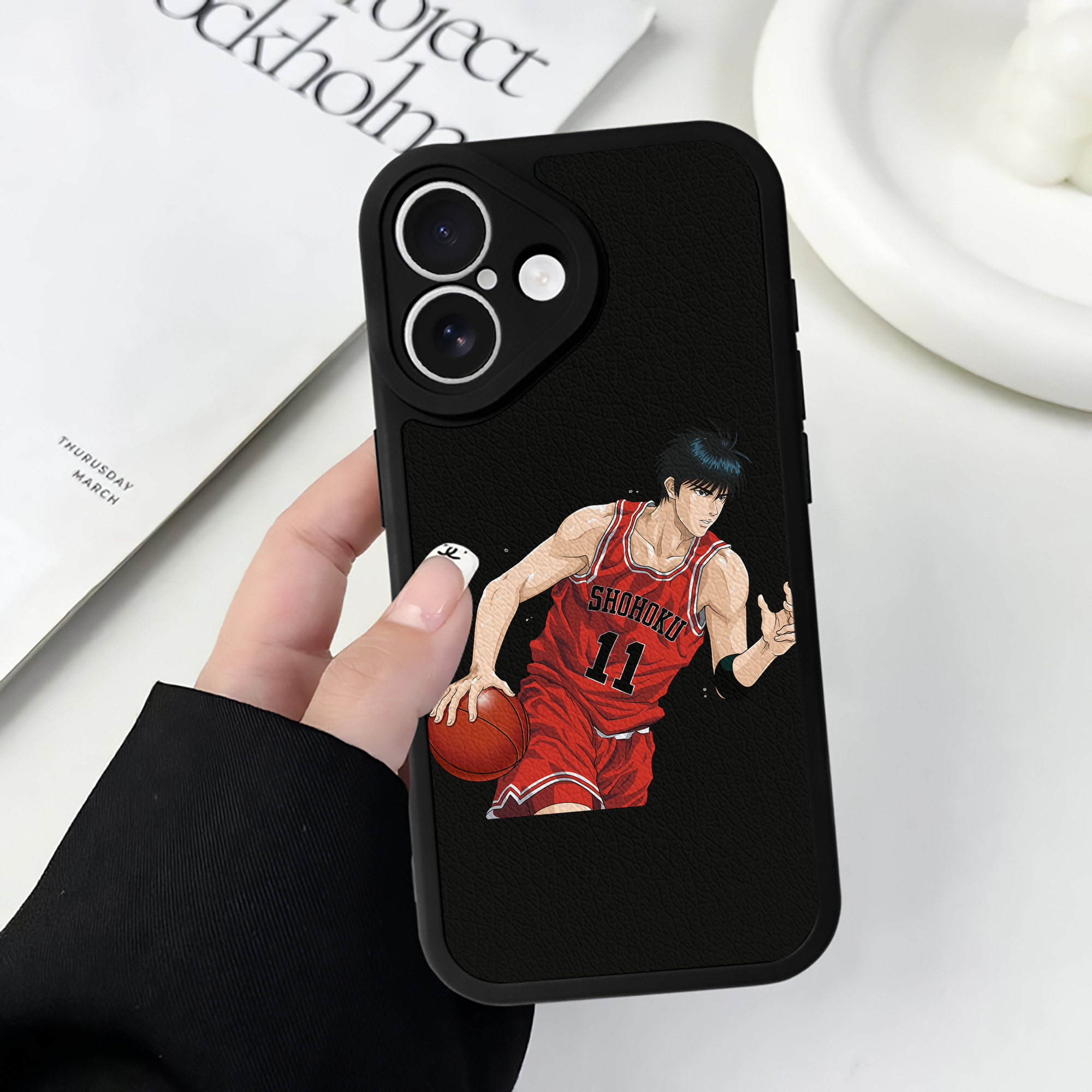 （画像用） SLAM DUNK／スラムダンク 【iPhone 16シリーズ対応】シリコンスマホケース（レザー調） 材質：シリコン